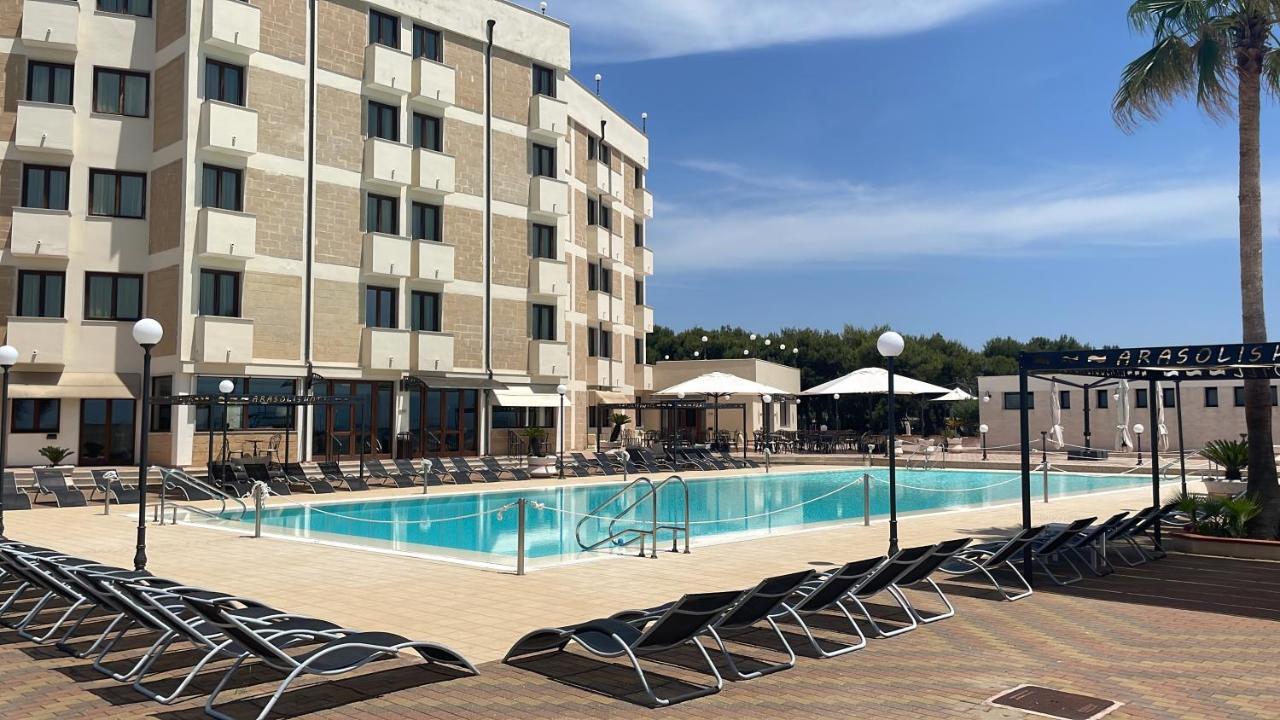 Apulia Hotel Taranto Ara Solis Lido Azzurro Bagian luar foto
