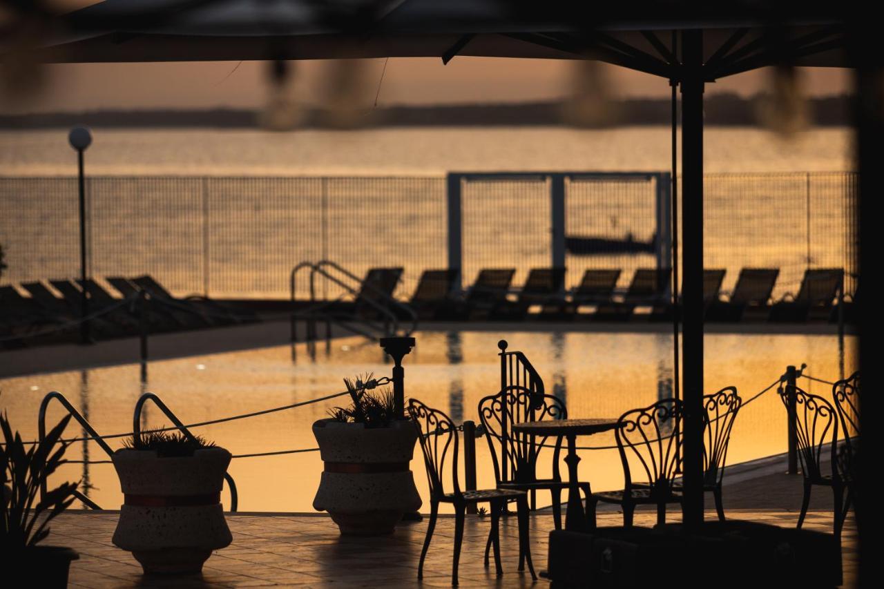 Apulia Hotel Taranto Ara Solis Lido Azzurro Bagian luar foto