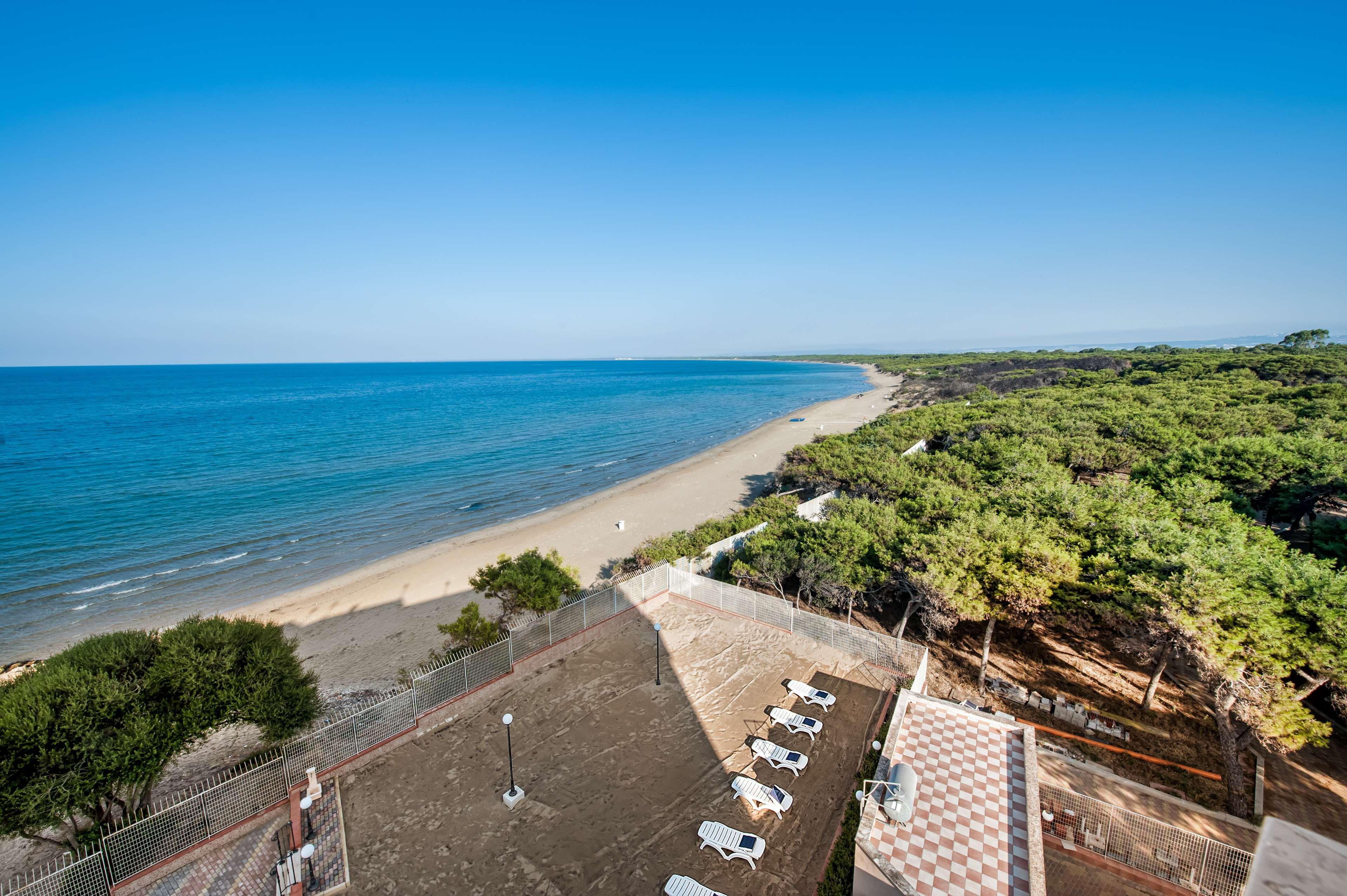 Apulia Hotel Taranto Ara Solis Lido Azzurro Bagian luar foto