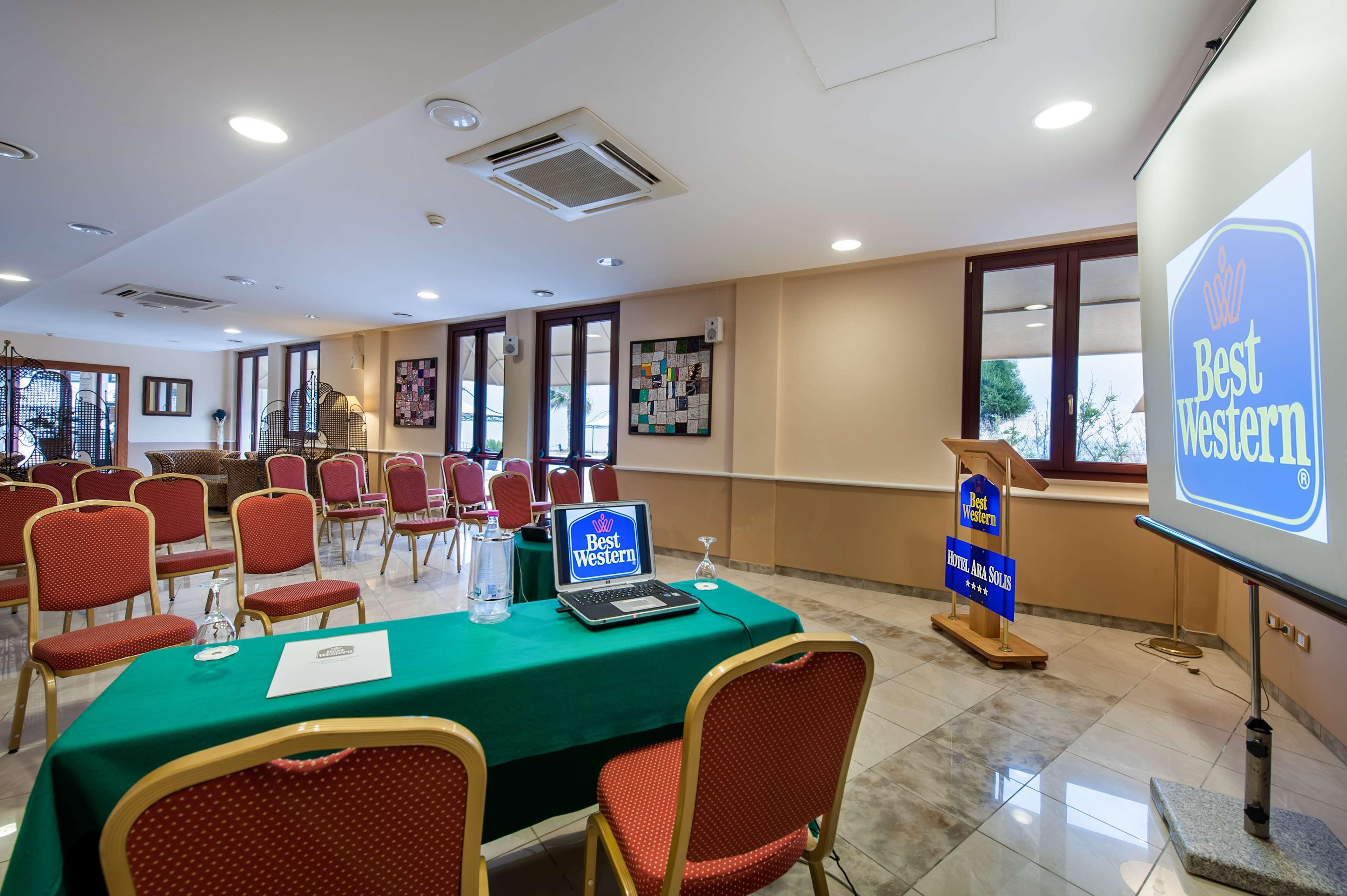 Apulia Hotel Taranto Ara Solis Lido Azzurro Bagian luar foto